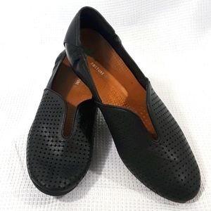 Sole Bound by Baretraps